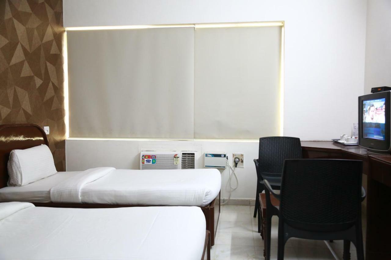 Hotel Shridevi Park Chennai Exterior foto